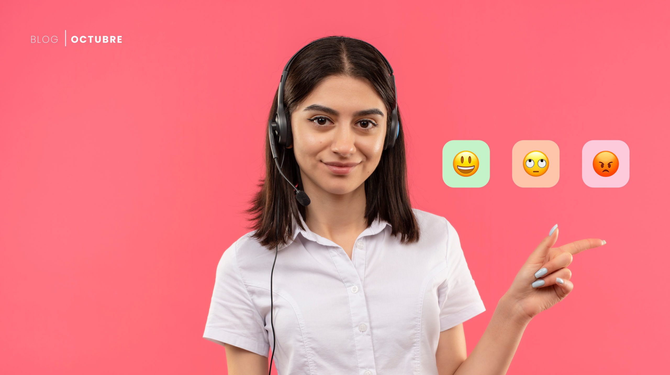 Chica joven agente feliz- experiencia del agente